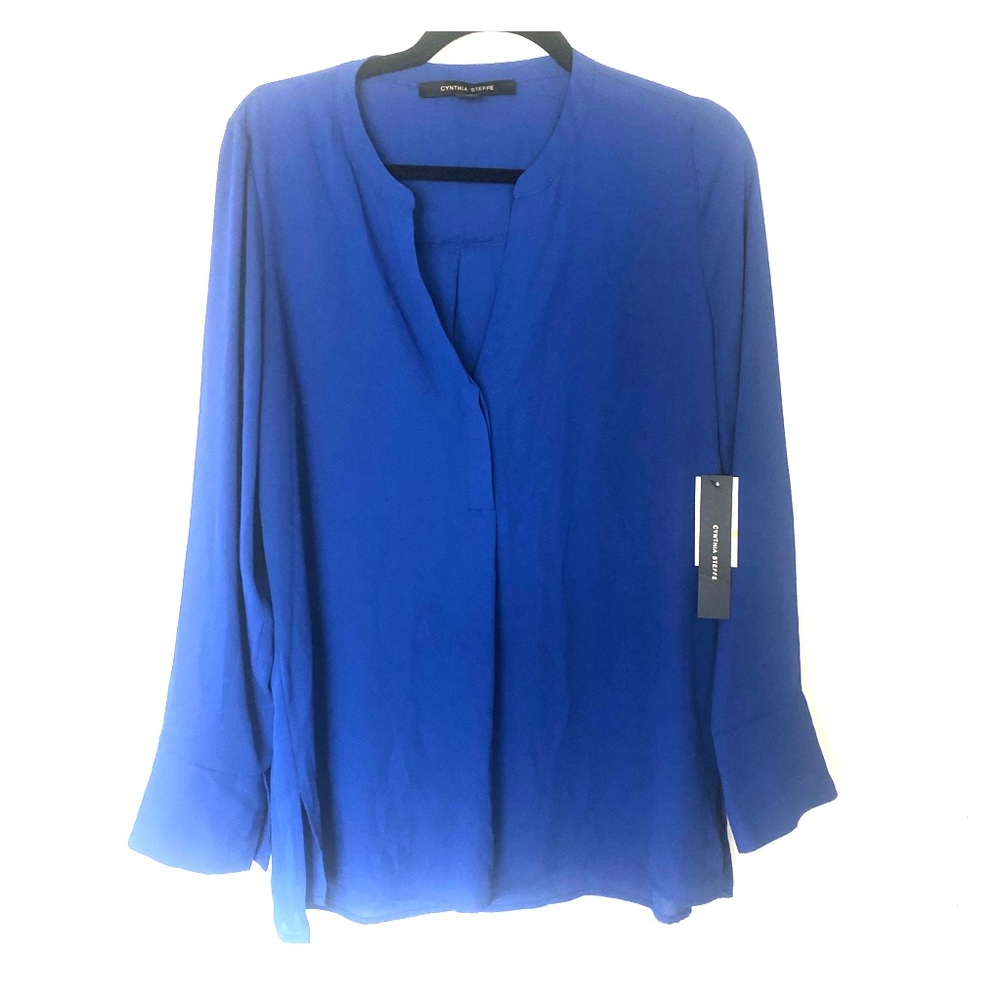 Blue blouse Cynthia Steffe